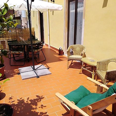 L'Oasi Di Sofia Appartamento Turistico Etnea Cavour Bellini CTA Eksteriør bilde